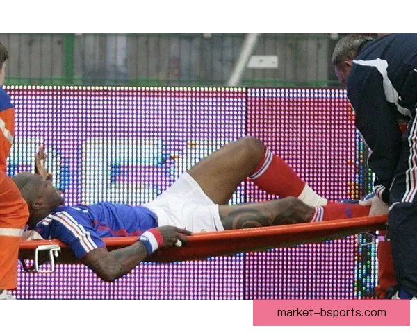 多多重伤复出仍保持高强度活跃表现引关注