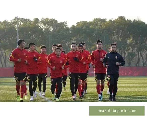 18强赛对手集训名单曝光多名海归球员回归国足备战形势骤然升级 18强赛对手集训名单曝光多名海归球员回归国足备战形势骤然升级