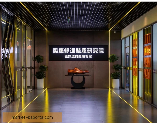 奥康场外言行管理升级：车队公关形象再成焦点